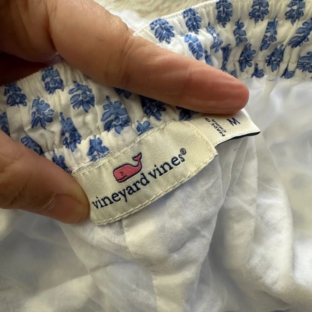 Vineyard Vines Blue Floral Drawstring Waist Shorts Lined size Medium
